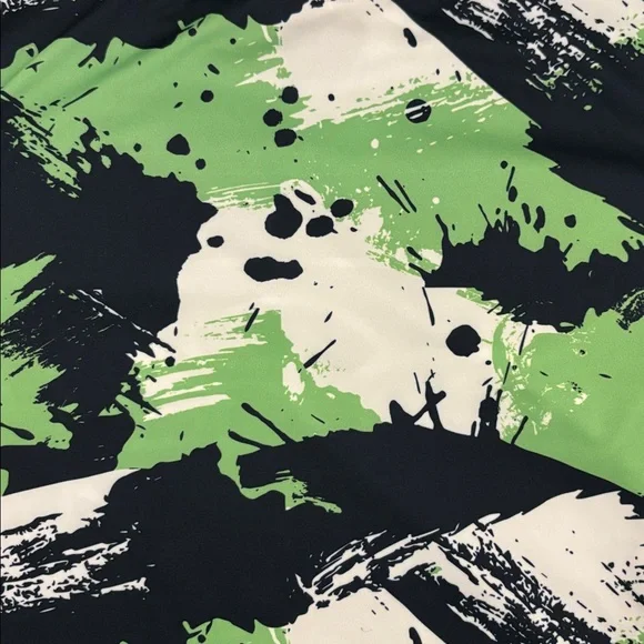 NWT [NFL] Seattle Seahawks NFL Splattered Paint  Performance Shirt Youth L 14/16 - Picture 10 of 13